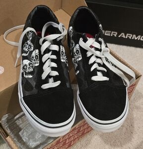 Vans Black and White Kids Sneakers with Skull Design